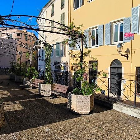 מנטון Superbe Appartement 2 Pieces A 2 Pas De La Plage,Dans La Vieille Ville מראה חיצוני תמונה