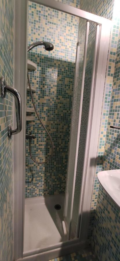 מנטון Superbe Appartement 2 Pieces A 2 Pas De La Plage,Dans La Vieille Ville מראה חיצוני תמונה